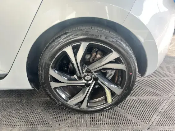 RENAULT CLIO V - voiture d'occasion - Photo 24