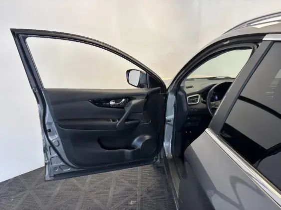 NISSAN QASHQAI II - voiture d'occasion - Photo 19