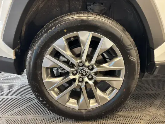 TOYOTA RAV4 V - voiture d'occasion - Photo 25