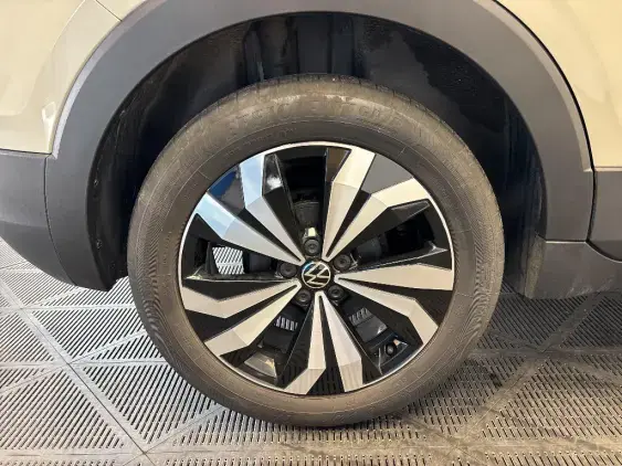 VOLKSWAGEN T-CROSS - voiture d'occasion - Photo 24