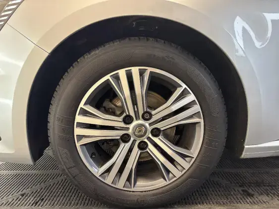 RENAULT MEGANE ESTATE IV - voiture d'occasion - Photo 23