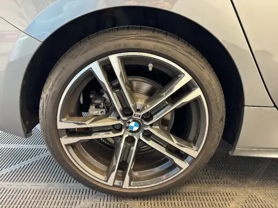 BMW SERIE 1 F40 - voiture d'occasion - Photo 24