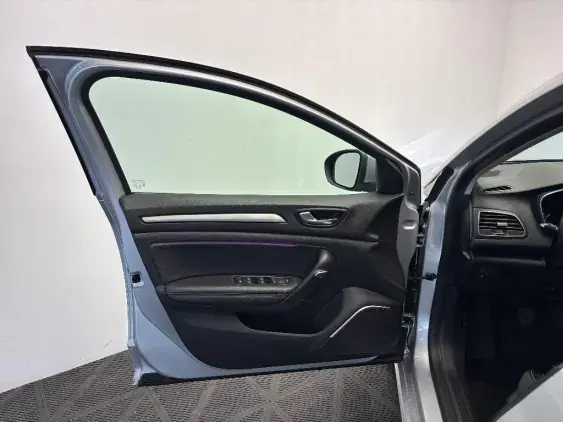 RENAULT MEGANE ESTATE IV - voiture d'occasion - Photo 18