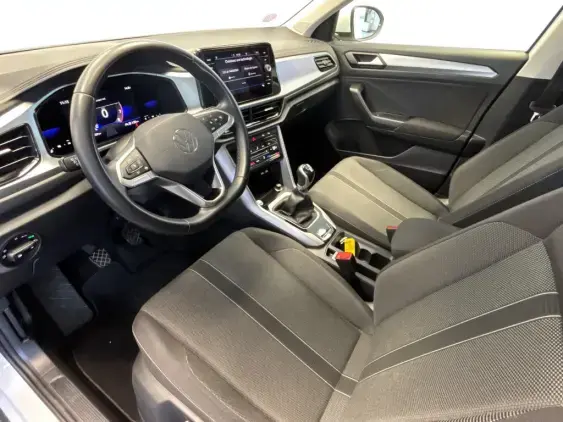 VOLKSWAGEN T-ROC - voiture d'occasion - Photo 18