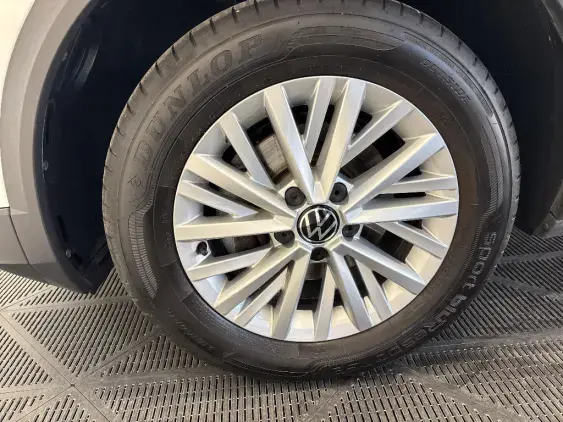 VOLKSWAGEN T-ROC - voiture d'occasion - Photo 23