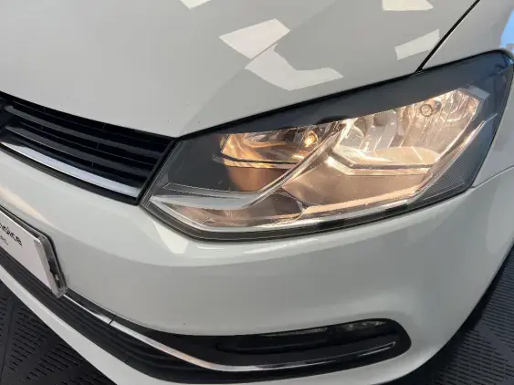 VOLKSWAGEN POLO V - voiture d'occasion - Photo 22