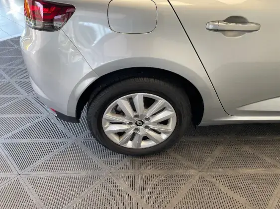 RENAULT MEGANE IV - voiture d'occasion - Photo 25