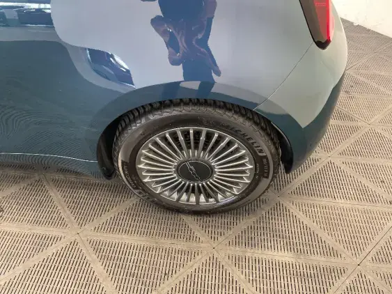 FIAT 500 III ELECTRIQUE - voiture d'occasion - Photo 24
