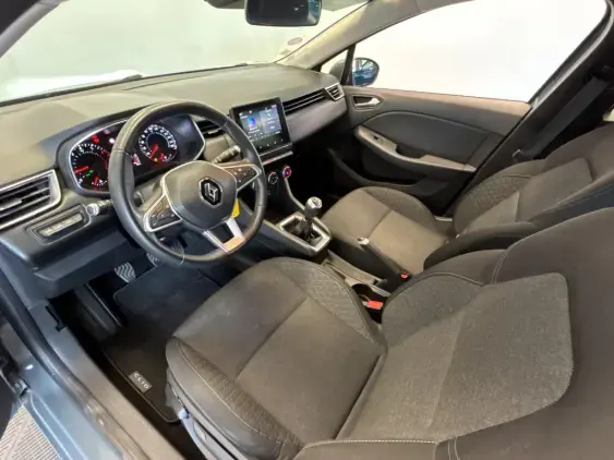 RENAULT CLIO V - voiture d'occasion - Photo 18