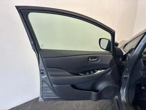 NISSAN LEAF II - voiture d'occasion - Photo 18