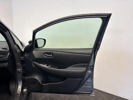 NISSAN LEAF II - voiture d'occasion - Photo 19