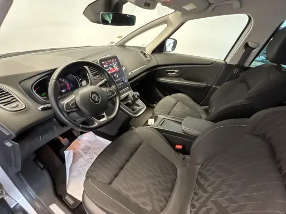RENAULT GRAND SCENIC IV - voiture d'occasion - Photo 18
