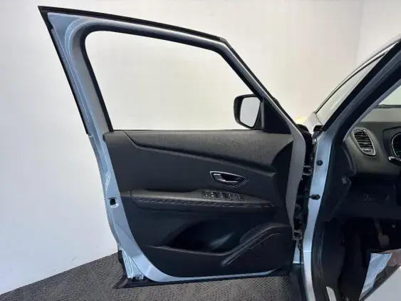 RENAULT GRAND SCENIC IV - voiture d'occasion - Photo 19