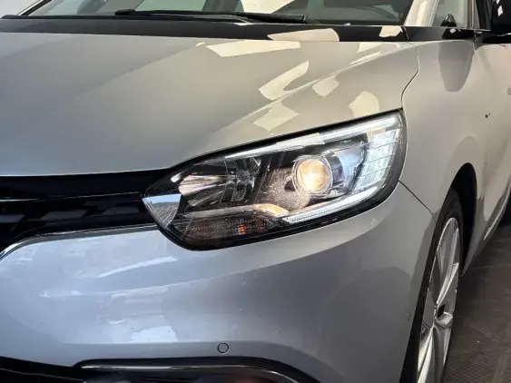 RENAULT GRAND SCENIC IV - voiture d'occasion - Photo 22