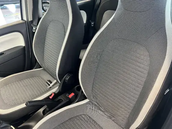 RENAULT TWINGO III - voiture d'occasion - Photo 18