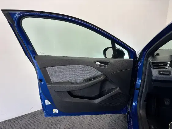 RENAULT CLIO V - voiture d'occasion - Photo 19
