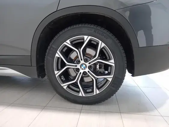 BMW iX1 U11 - voiture d'occasion - Photo 21