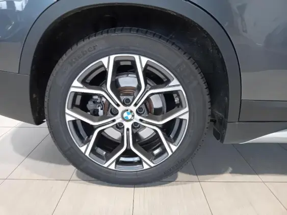 BMW iX1 U11 - voiture d'occasion - Photo 22