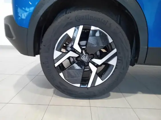 PEUGEOT 2008 II - voiture d'occasion - Photo 23