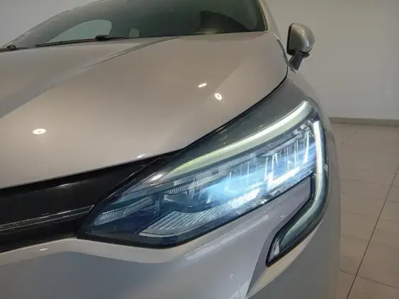 RENAULT CLIO V - voiture d'occasion - Photo 19