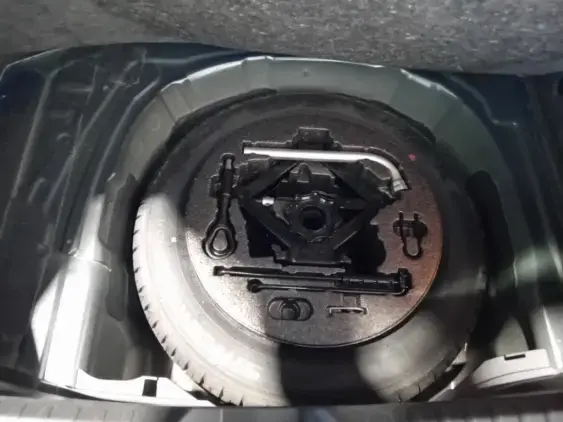 SEAT IBIZA V - voiture d'occasion - Photo 15