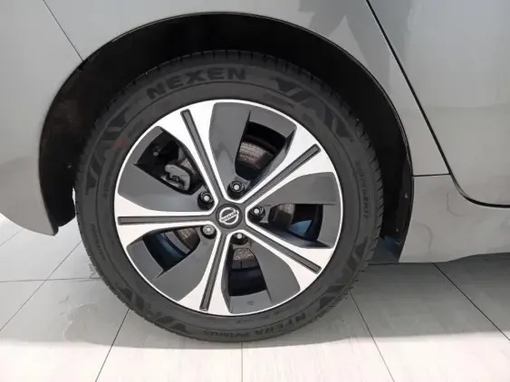 NISSAN LEAF II - voiture d'occasion - Photo 22