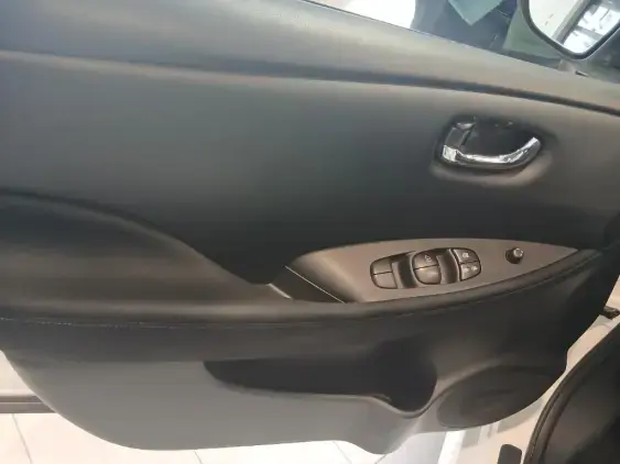 NISSAN LEAF II - voiture d'occasion - Photo 18