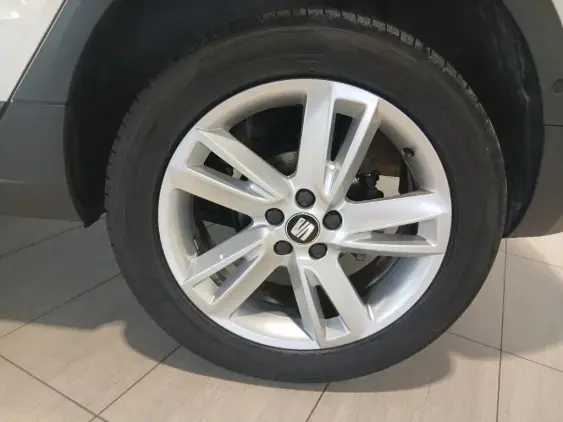 SEAT ARONA - voiture d'occasion - Photo 24