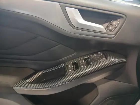 FORD FOCUS IV - voiture d'occasion - Photo 19
