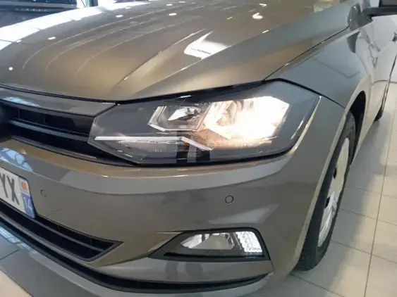 VOLKSWAGEN POLO VI - voiture d'occasion - Photo 22