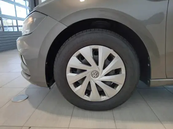 VOLKSWAGEN POLO VI - voiture d'occasion - Photo 23