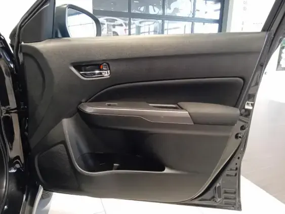 SUZUKI VITARA IV - voiture d'occasion - Photo 19