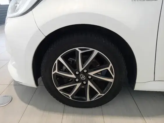 TOYOTA YARIS IV - voiture d'occasion - Photo 22