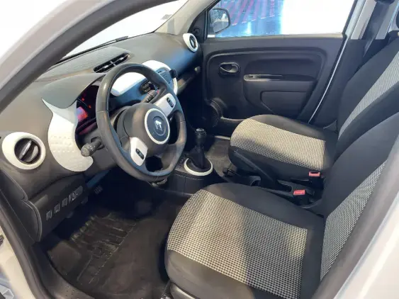 RENAULT TWINGO III - voiture d'occasion - Photo 16