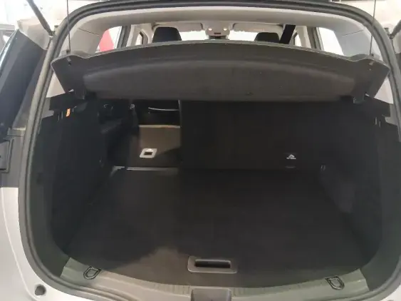 RENAULT SCENIC IV - voiture d'occasion - Photo 16