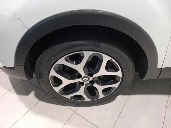 RENAULT CAPTUR - voiture d'occasion - Photo 21