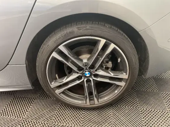 BMW SERIE 1 F40 - voiture d'occasion - Photo 23