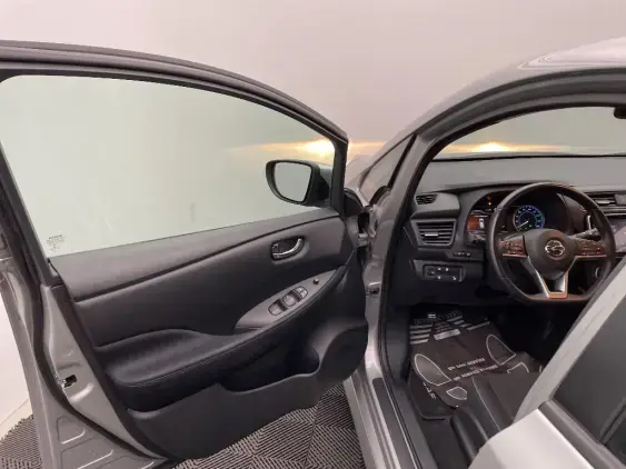 NISSAN LEAF II - voiture d'occasion - Photo 19