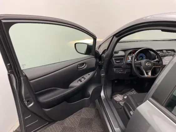 NISSAN LEAF II - voiture d'occasion - Photo 19