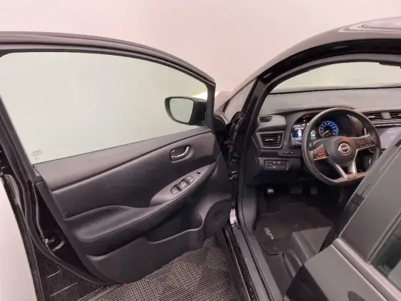 NISSAN LEAF II - voiture d'occasion - Photo 19