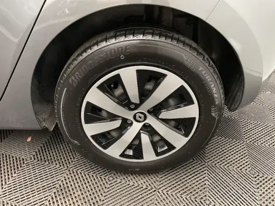 RENAULT CLIO V - voiture d'occasion - Photo 23