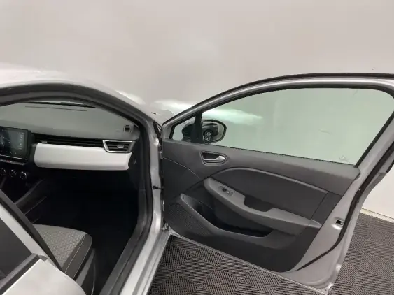 RENAULT CLIO V - voiture d'occasion - Photo 19