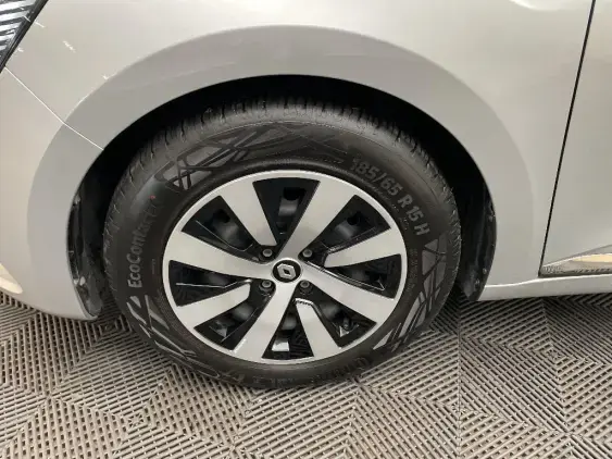 RENAULT CLIO V - voiture d'occasion - Photo 22