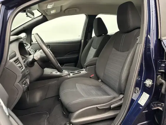 NISSAN LEAF II - voiture d'occasion - Photo 17