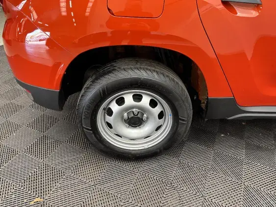 DACIA DUSTER II - voiture d'occasion - Photo 24