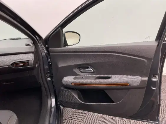 DACIA SANDERO III - voiture d'occasion - Photo 20