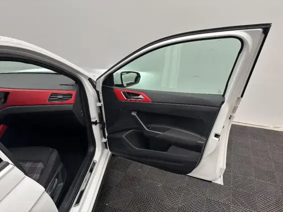 VOLKSWAGEN POLO VI - voiture d'occasion - Photo 20