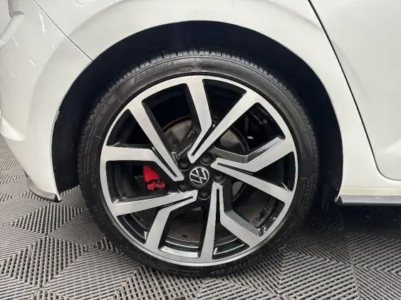 VOLKSWAGEN POLO VI - voiture d'occasion - Photo 25