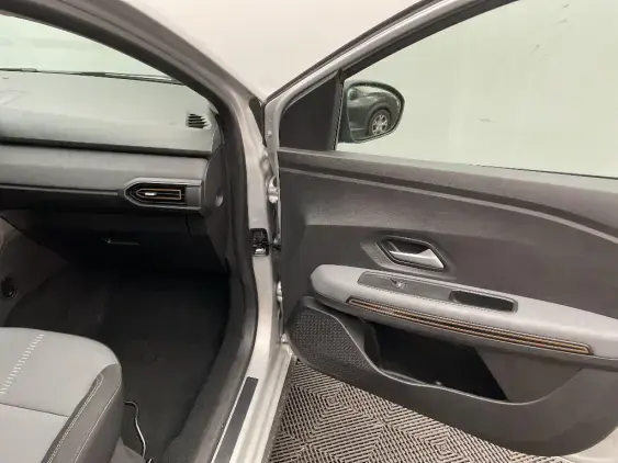 DACIA SANDERO III - voiture d'occasion - Photo 20