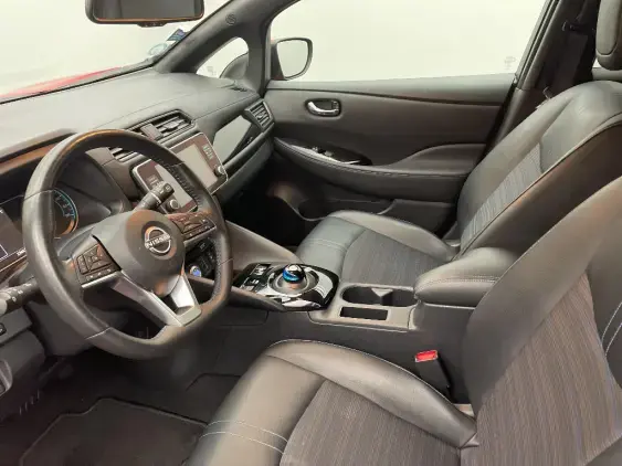 NISSAN LEAF II - voiture d'occasion - Photo 18